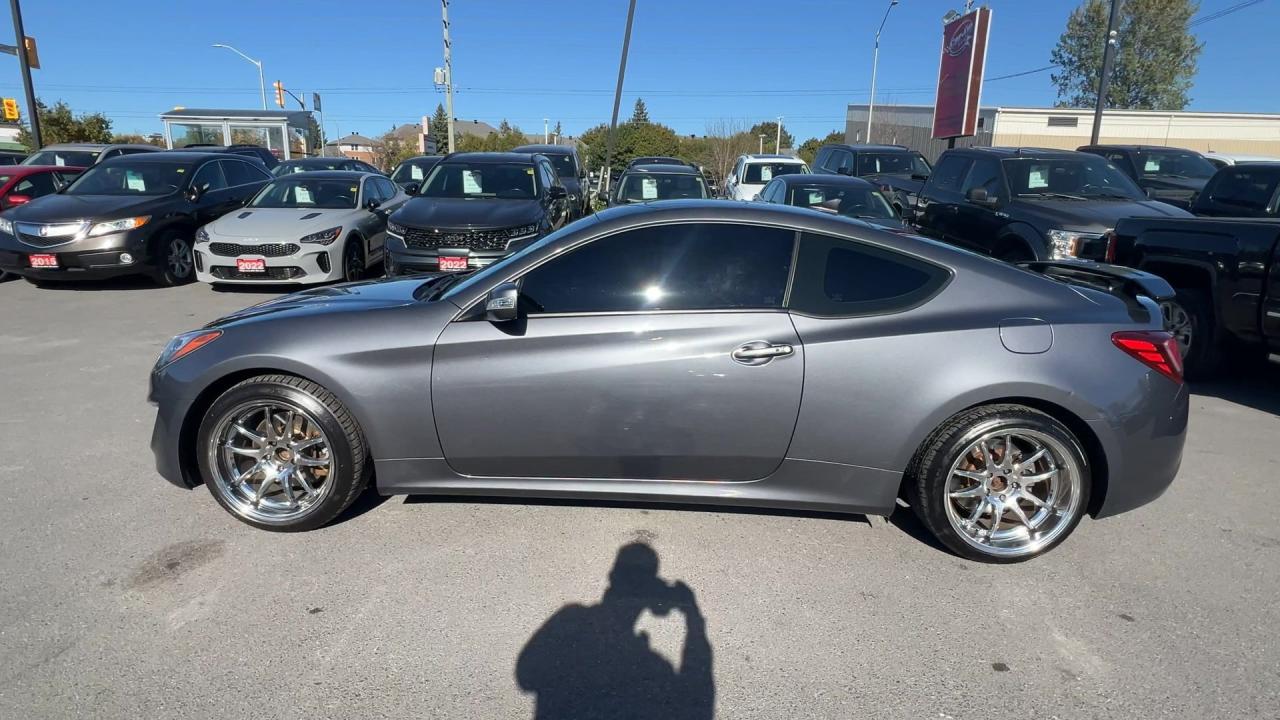 2016 Hyundai Genesis PREMIUM |COUPE |348HP |3.8L |HTD LEATHER |SUNROOF Photo4