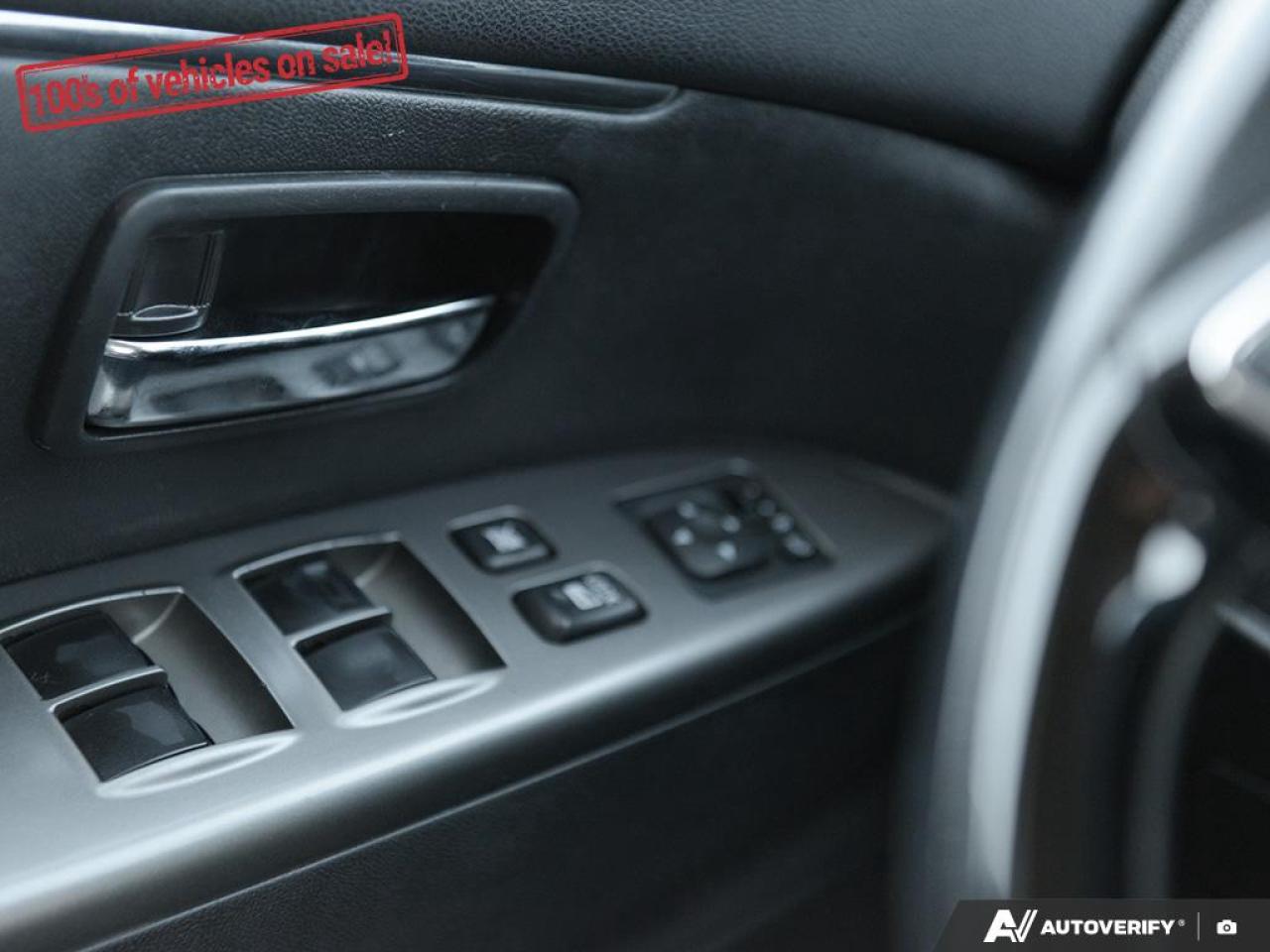 2019 Mitsubishi RVR SE LTD Photo