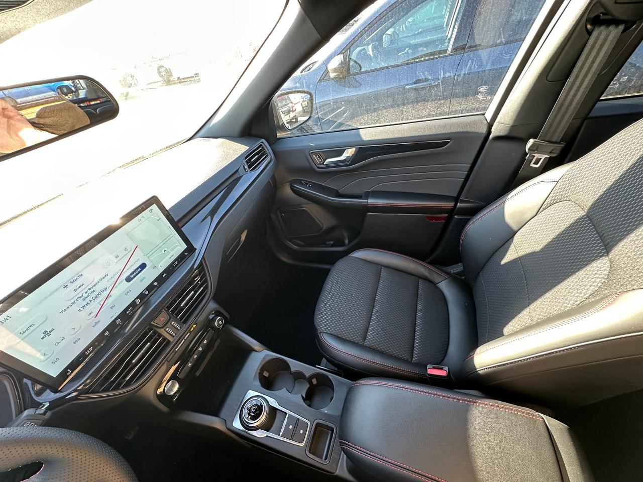 2026 Ford Escape ST-LINE AWD 300A Photo5