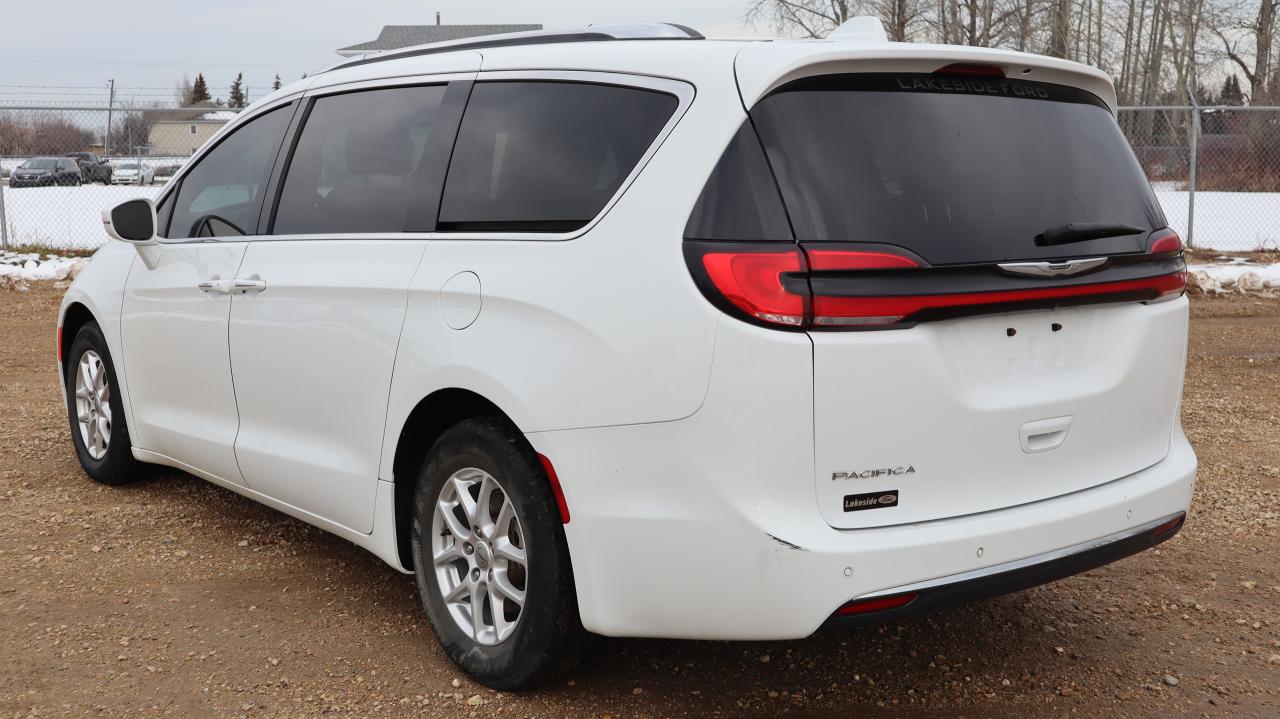 2021 Chrysler Pacifica Touring-L Photo5