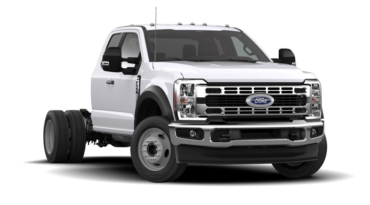 2026 Ford Chassis Cab F-550® XLT Photo3