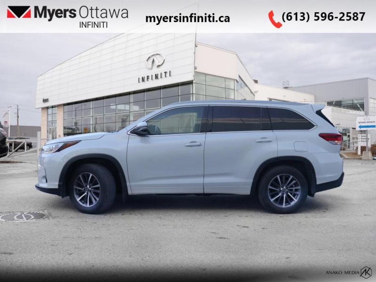 2017 Toyota Highlander XLE  - Leather Seats Photo