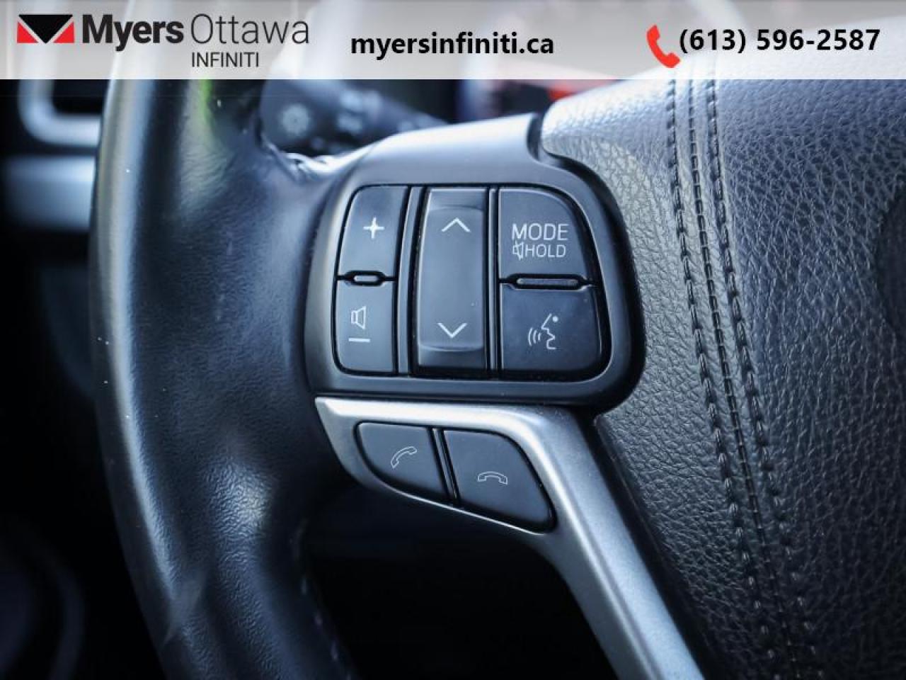 2017 Toyota Highlander XLE  - Leather Seats Photo