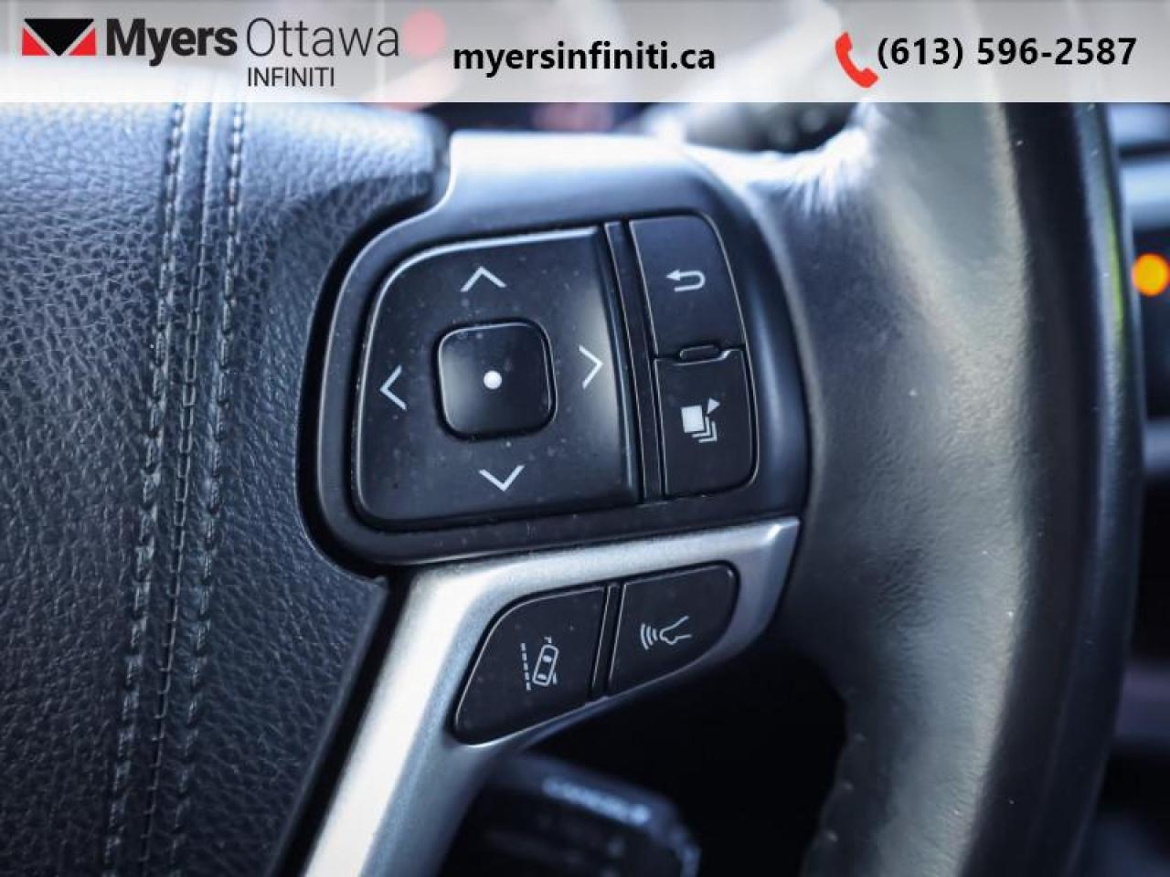 2017 Toyota Highlander XLE  - Leather Seats Photo