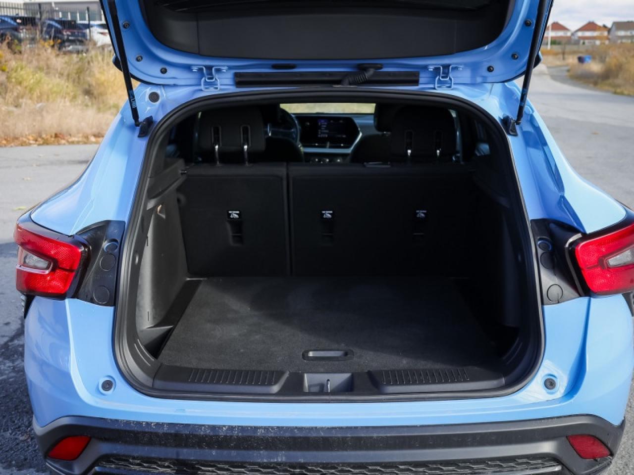 2024 Chevrolet Trax 1RS  - $174 B/W Photo