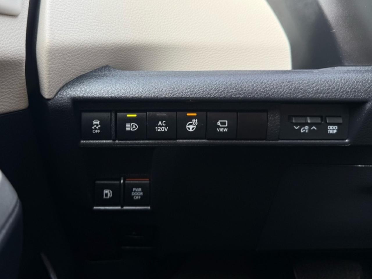 2021 Toyota Sienna Limited 7-Passenger AWD  - Heated Seats Photo