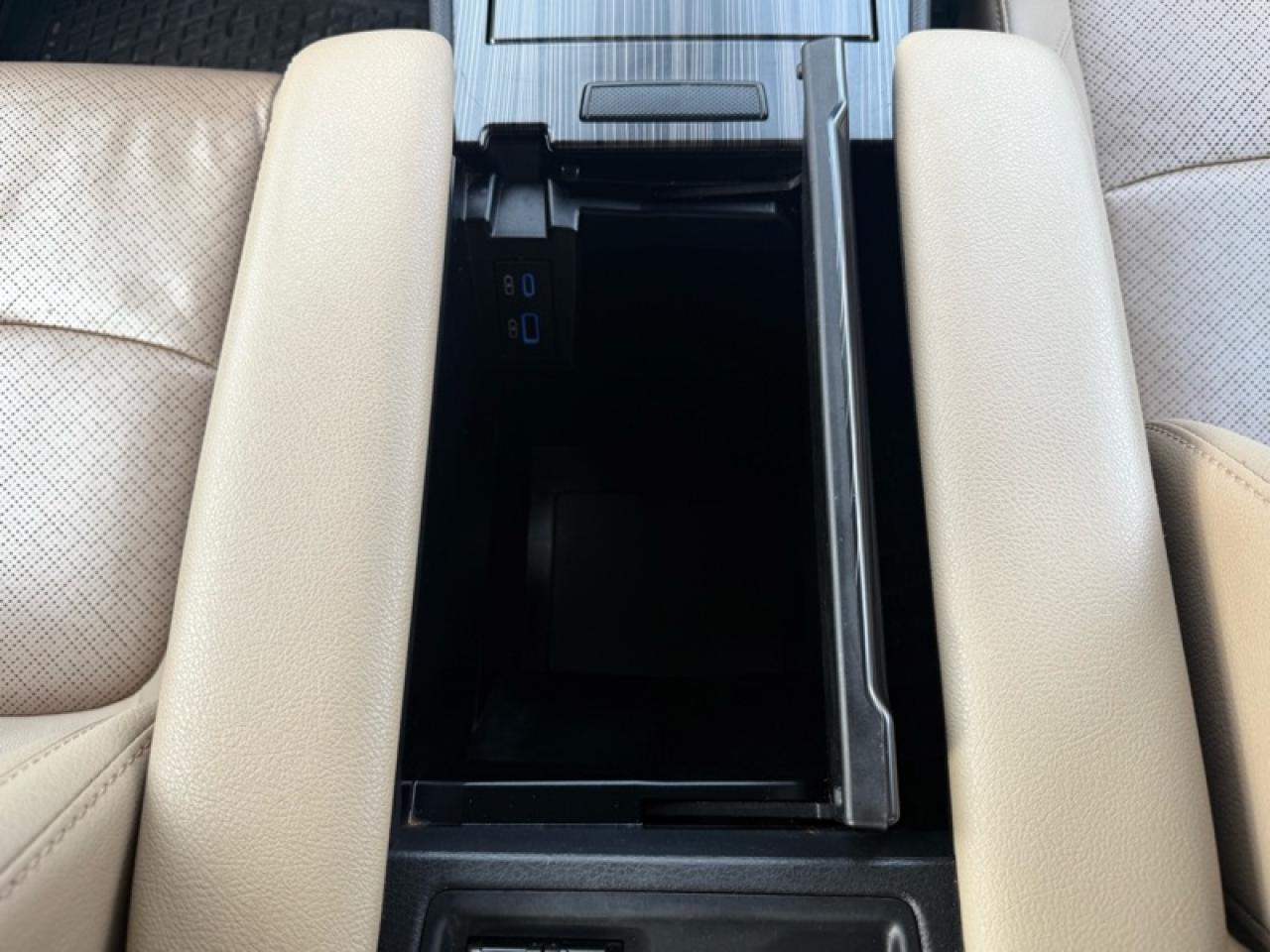 2021 Toyota Sienna Limited 7-Passenger AWD  - Heated Seats Photo