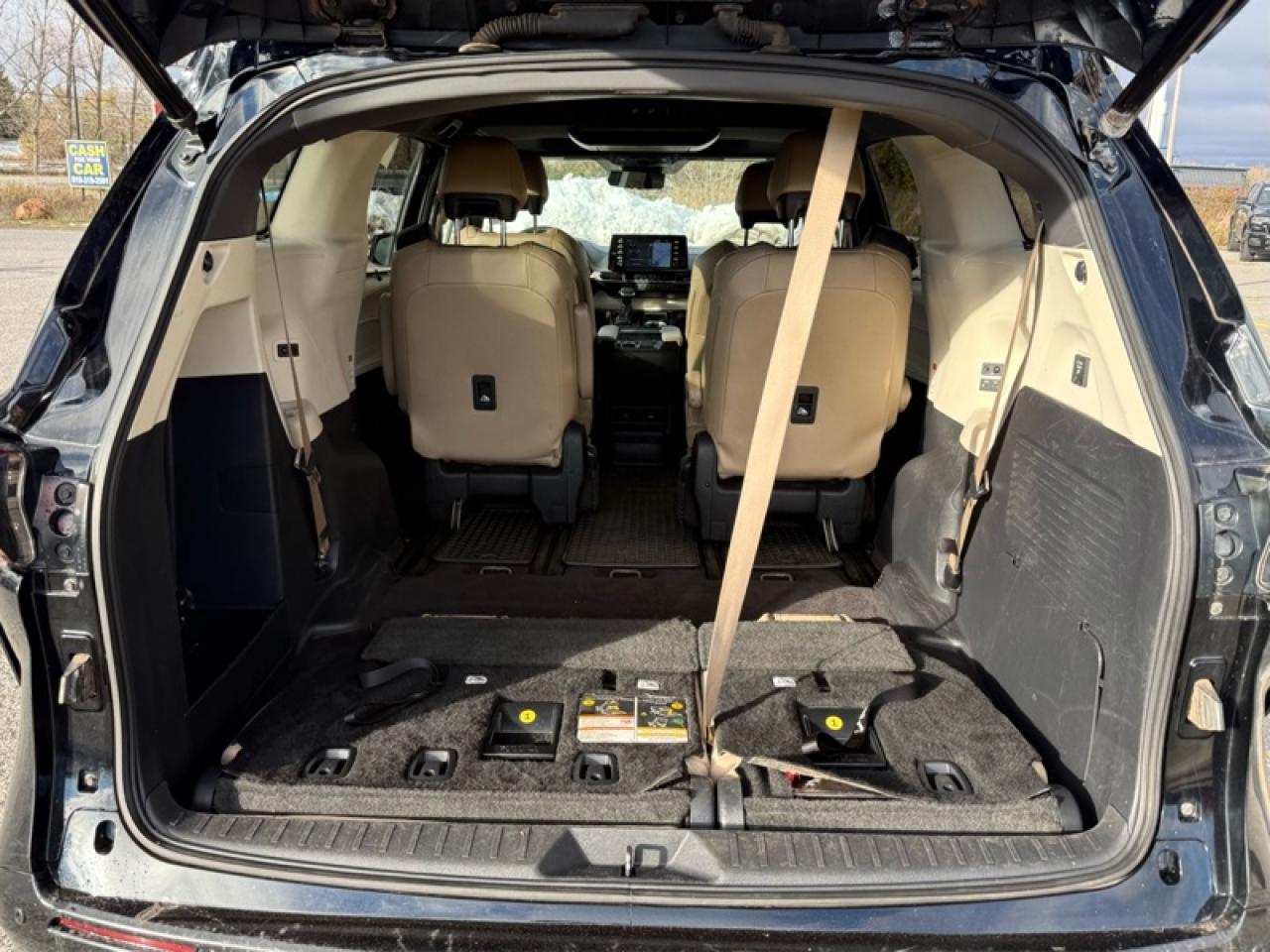 2021 Toyota Sienna Limited 7-Passenger AWD  - Heated Seats Photo