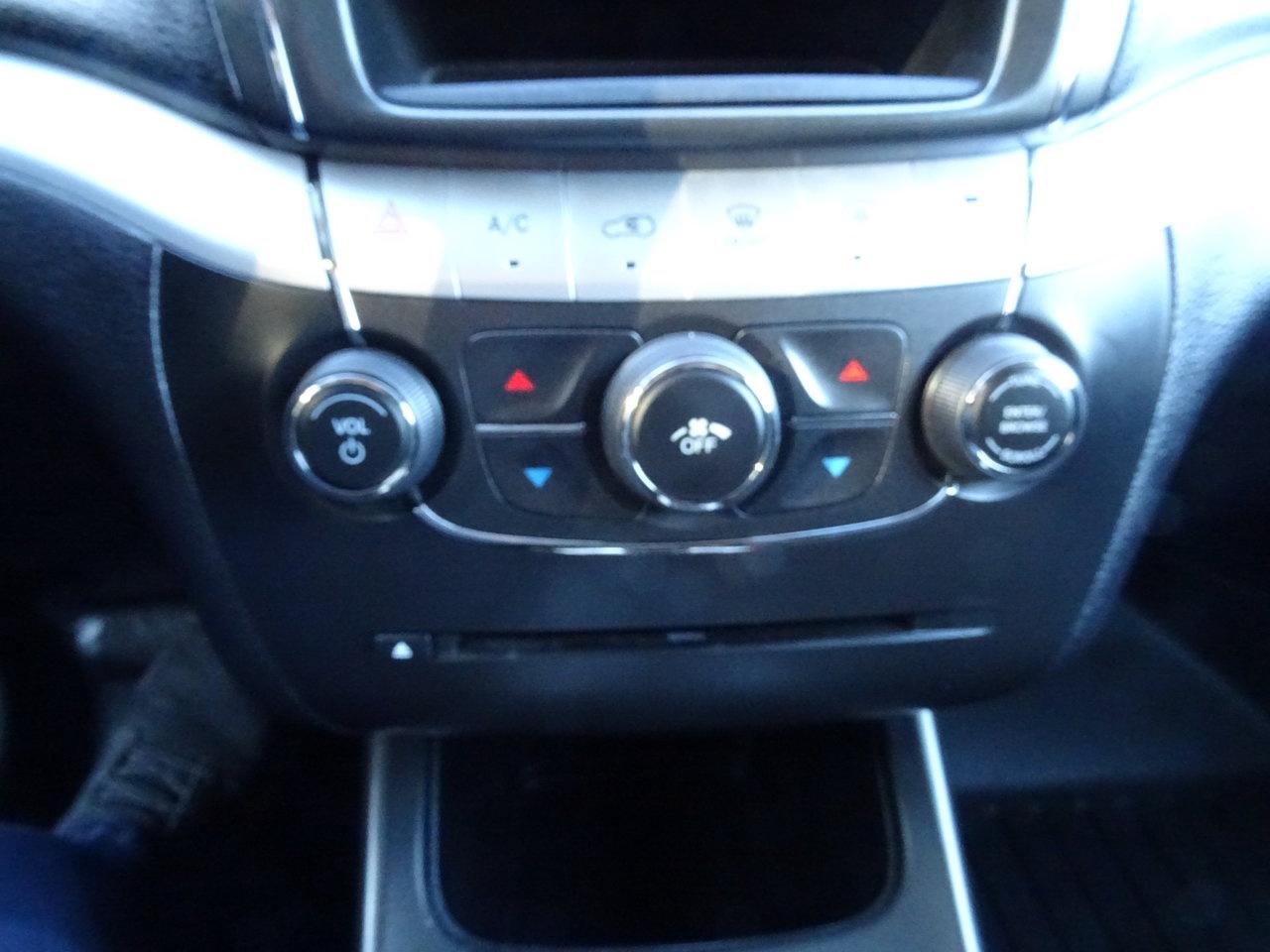 2016 Dodge Journey SE Plus Photo