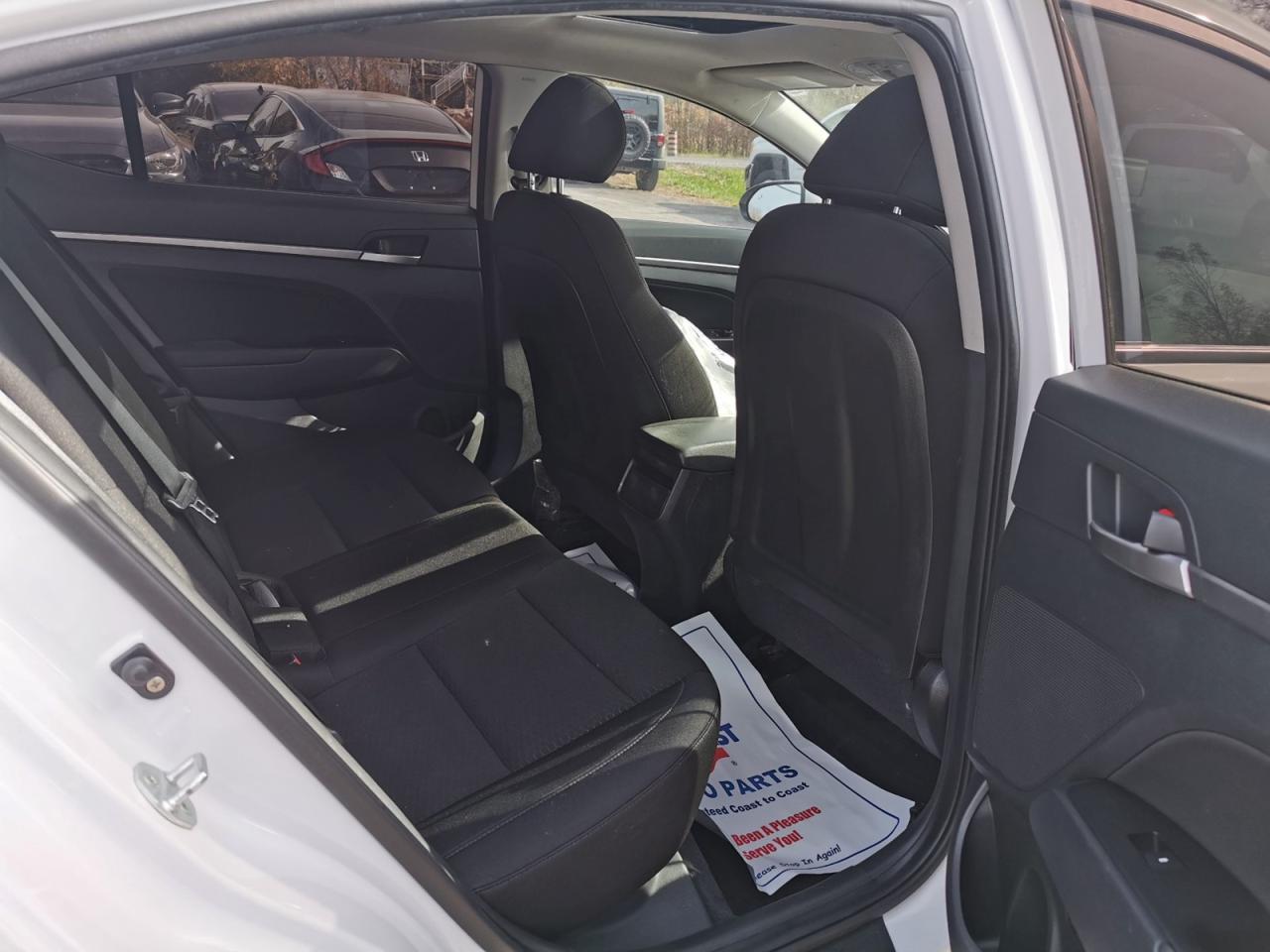 2019 Hyundai Elantra Limited - Photo #14