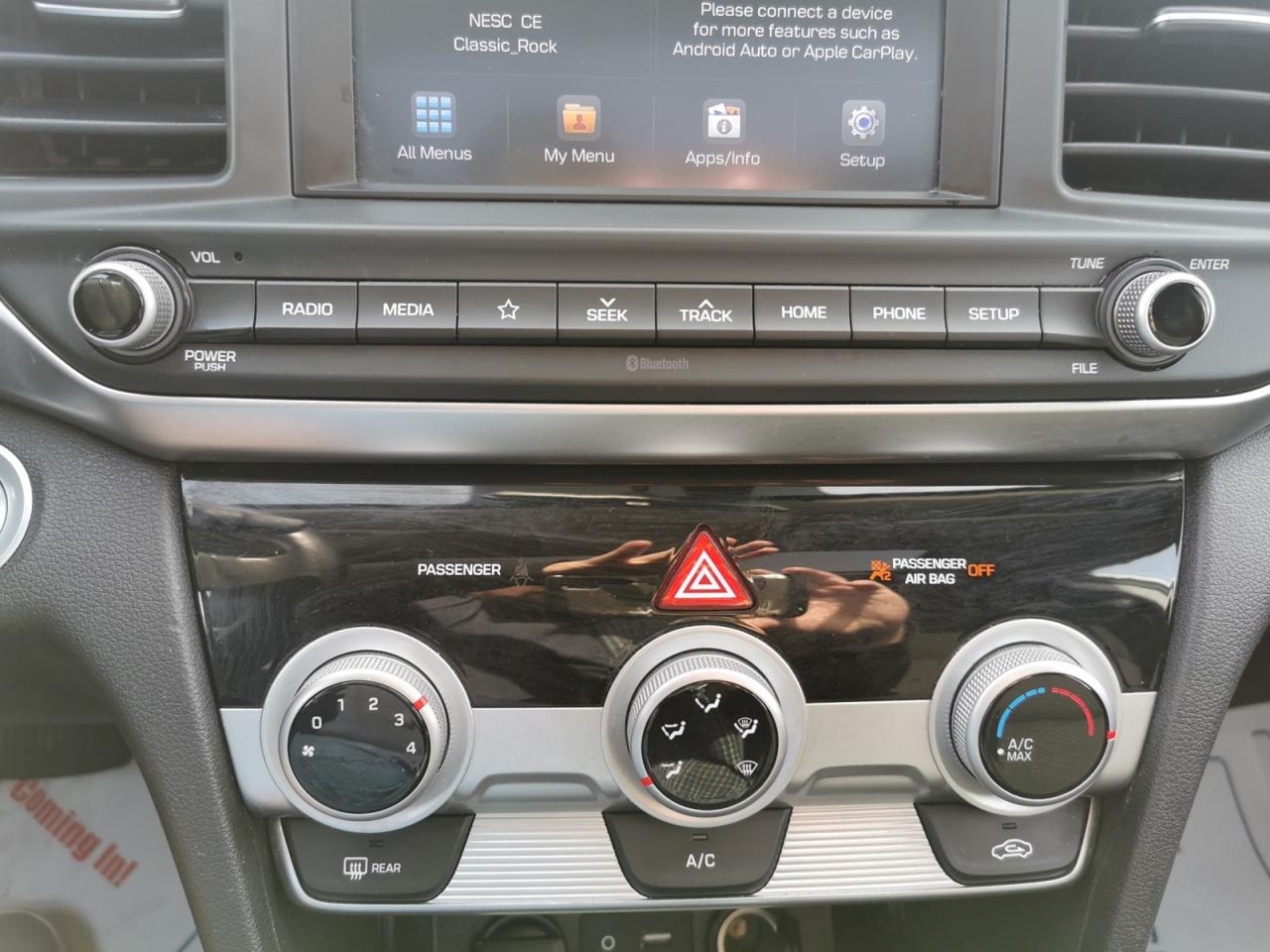 2019 Hyundai Elantra Limited - Photo #21