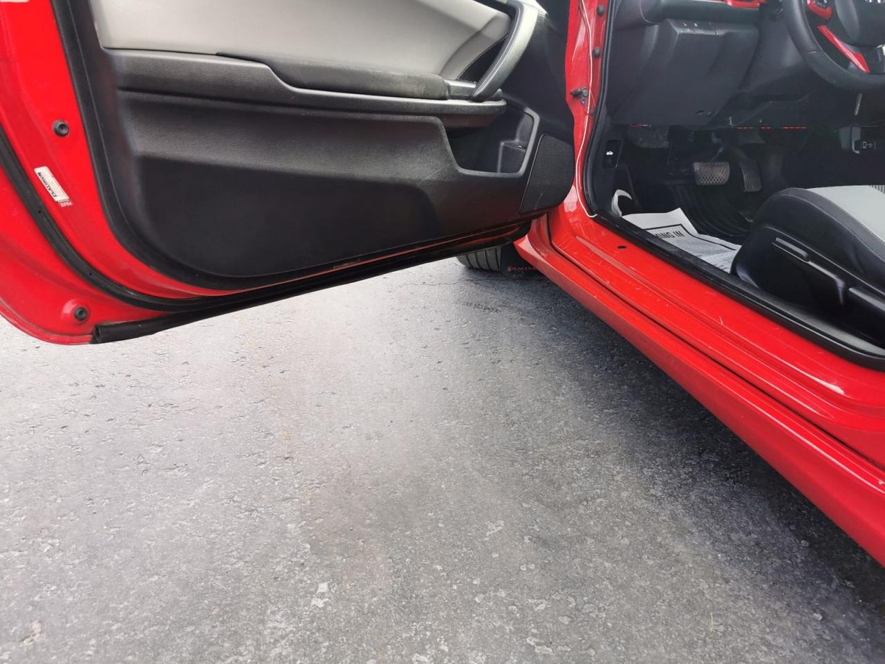 2018 Honda Civic  - Photo #11