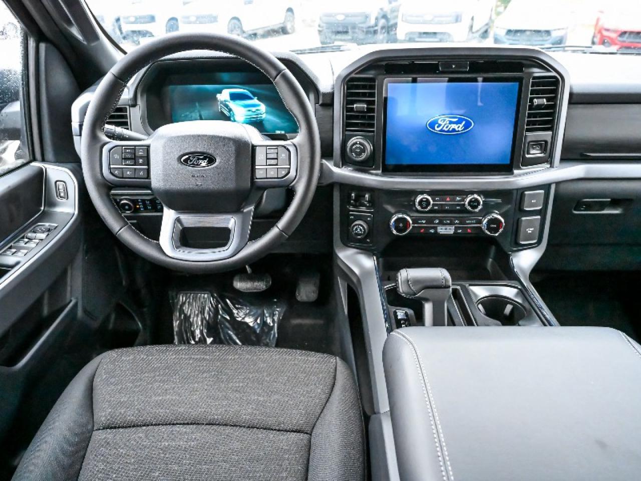 2025 Ford F-150 XLT Photo