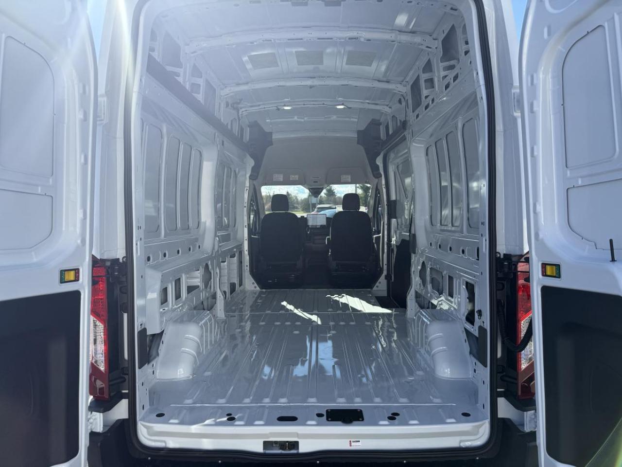 2026 Ford Transit Cargo Van CARGO Photo4