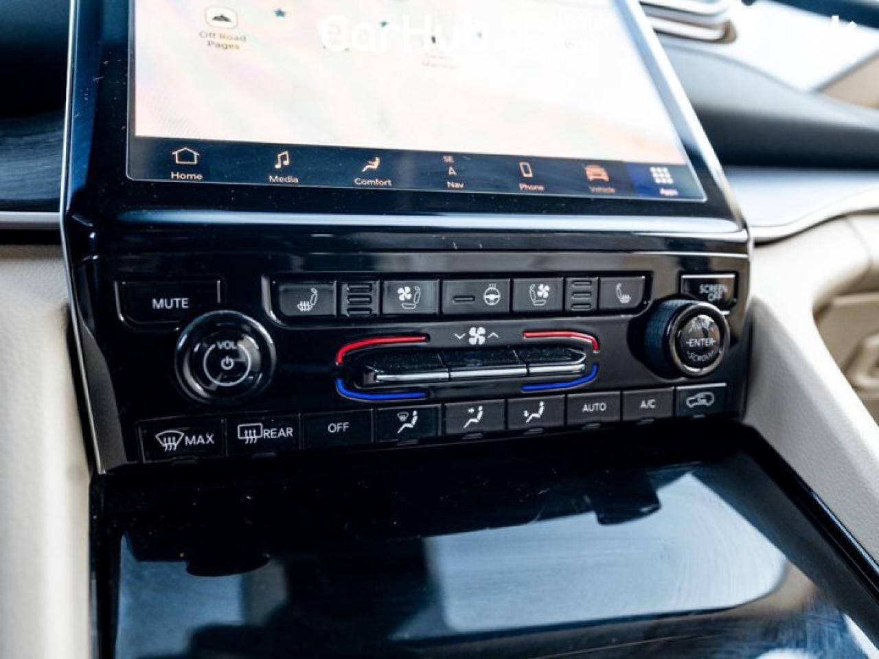 2022 Jeep Grand Cherokee L Limited Luxury Tech Group II  Black Appearance Package Photo