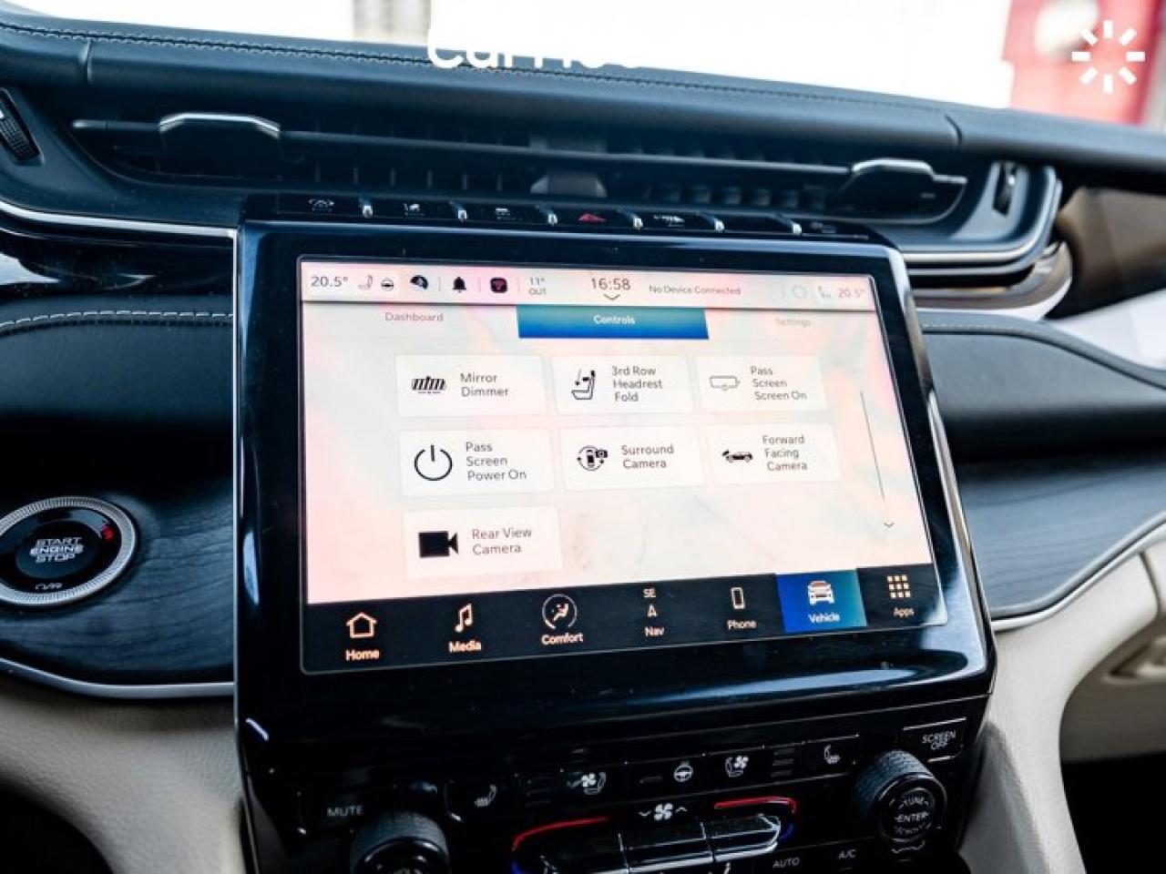 2022 Jeep Grand Cherokee L Limited Luxury Tech Group II  Black Appearance Package Photo