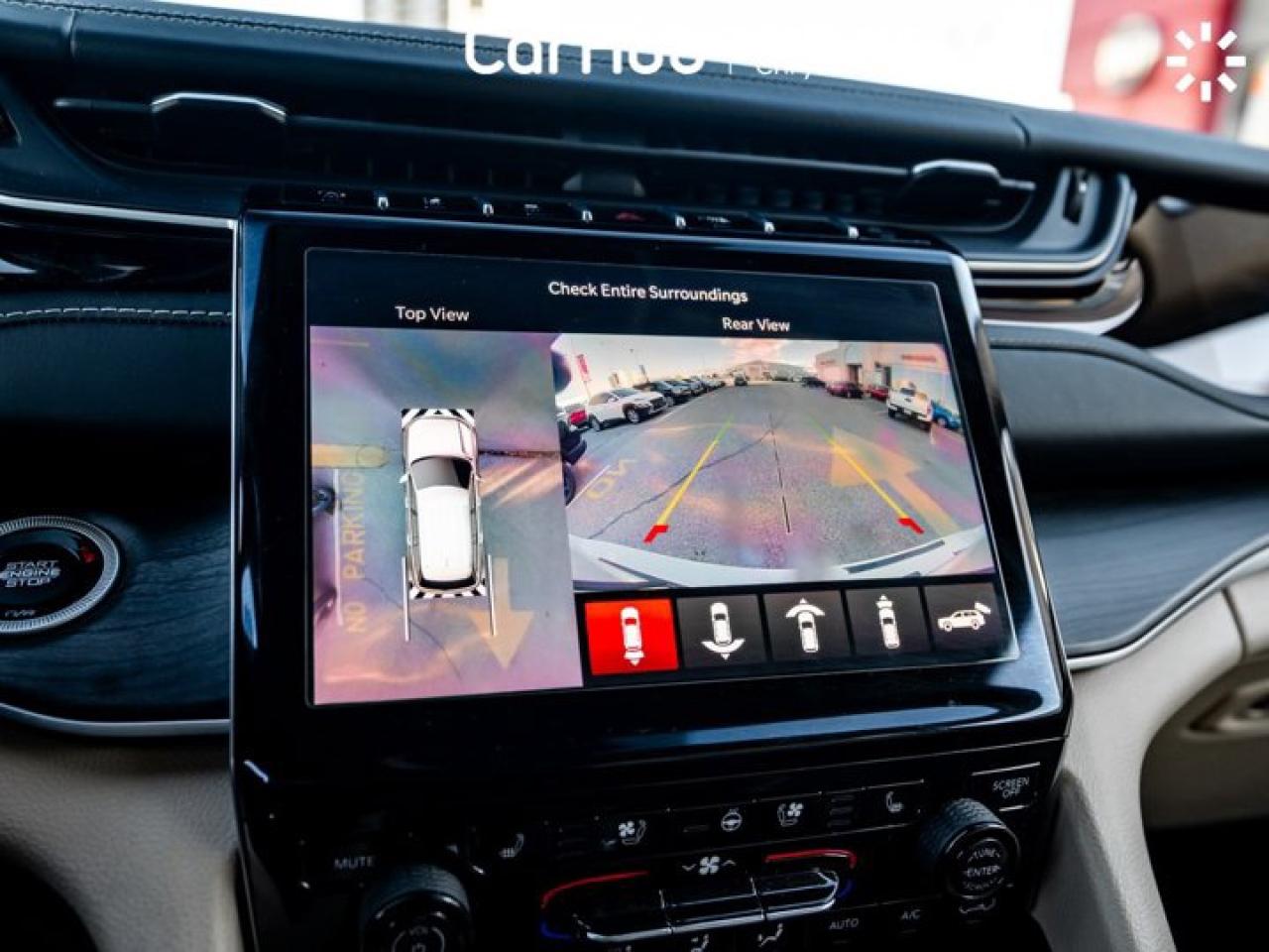 2022 Jeep Grand Cherokee L Limited Luxury Tech Group II  Black Appearance Package Photo