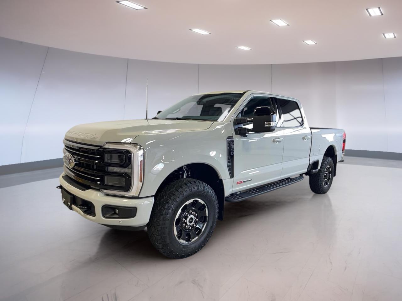 New 2026 Ford F-350 Super Duty SRW PLATINUM 4WD CREW CAB 6.75' BOX for sale in Moose Jaw, SK
