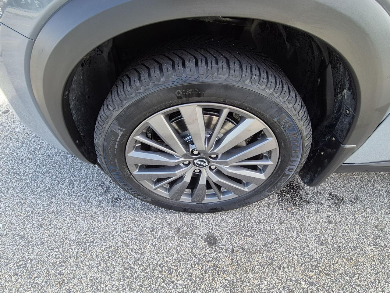 2022 Nissan Pathfinder SL PREMIUM Photo35