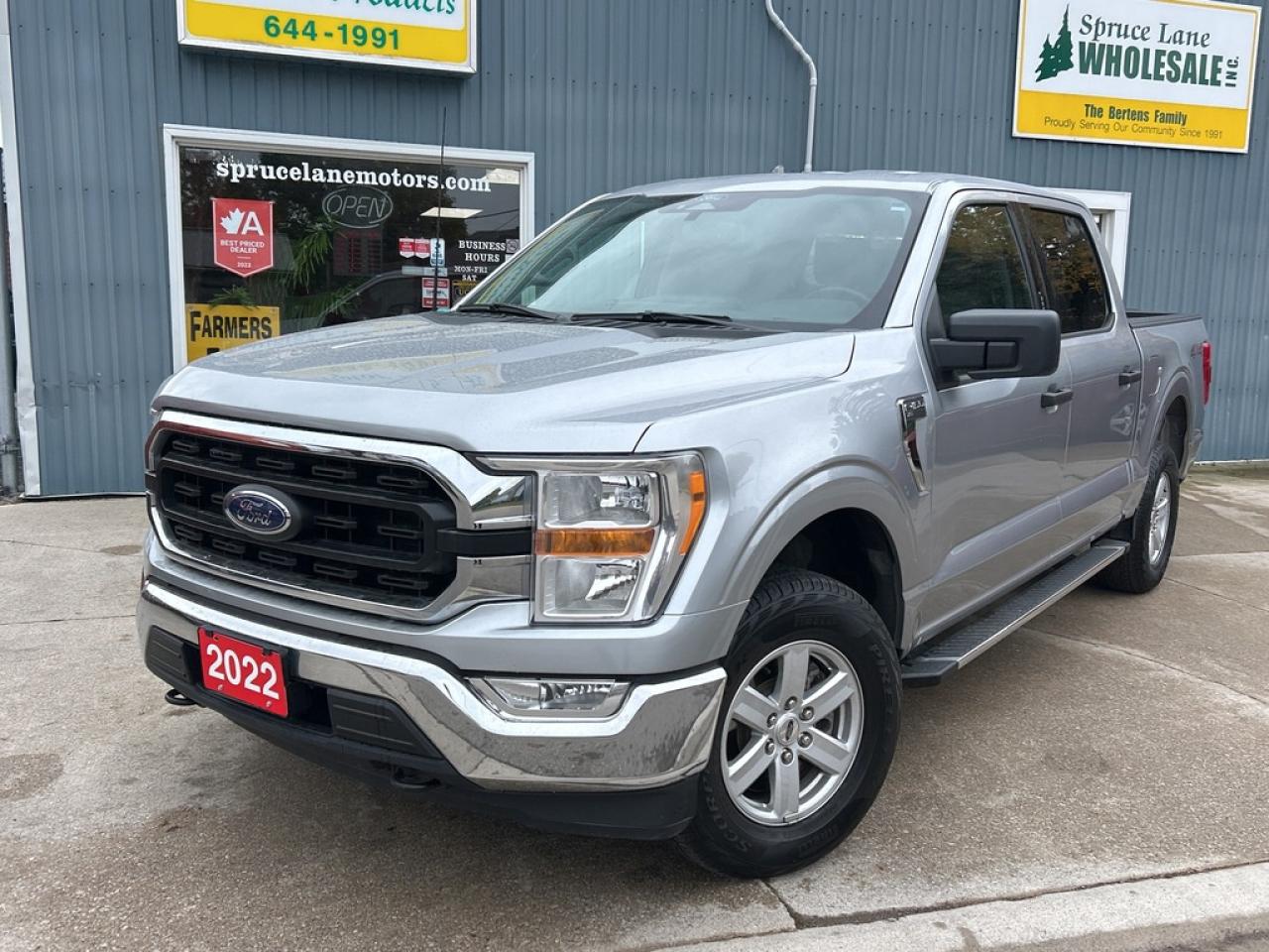 2022 Ford F-150 XLT   4X4  CREW  ** NAVIGATION ** Photo