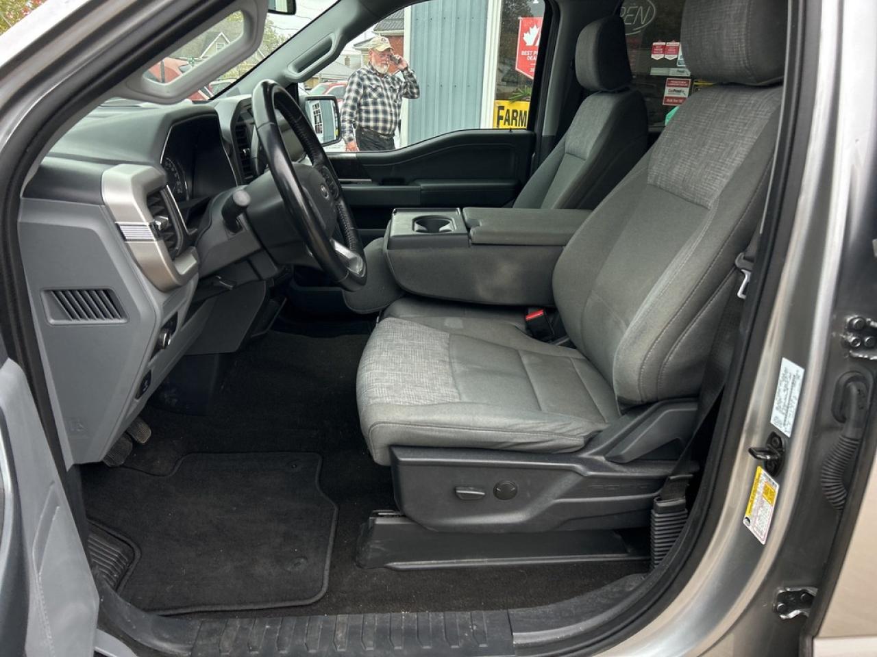 2022 Ford F-150 XLT   4X4  CREW  ** NAVIGATION ** Photo