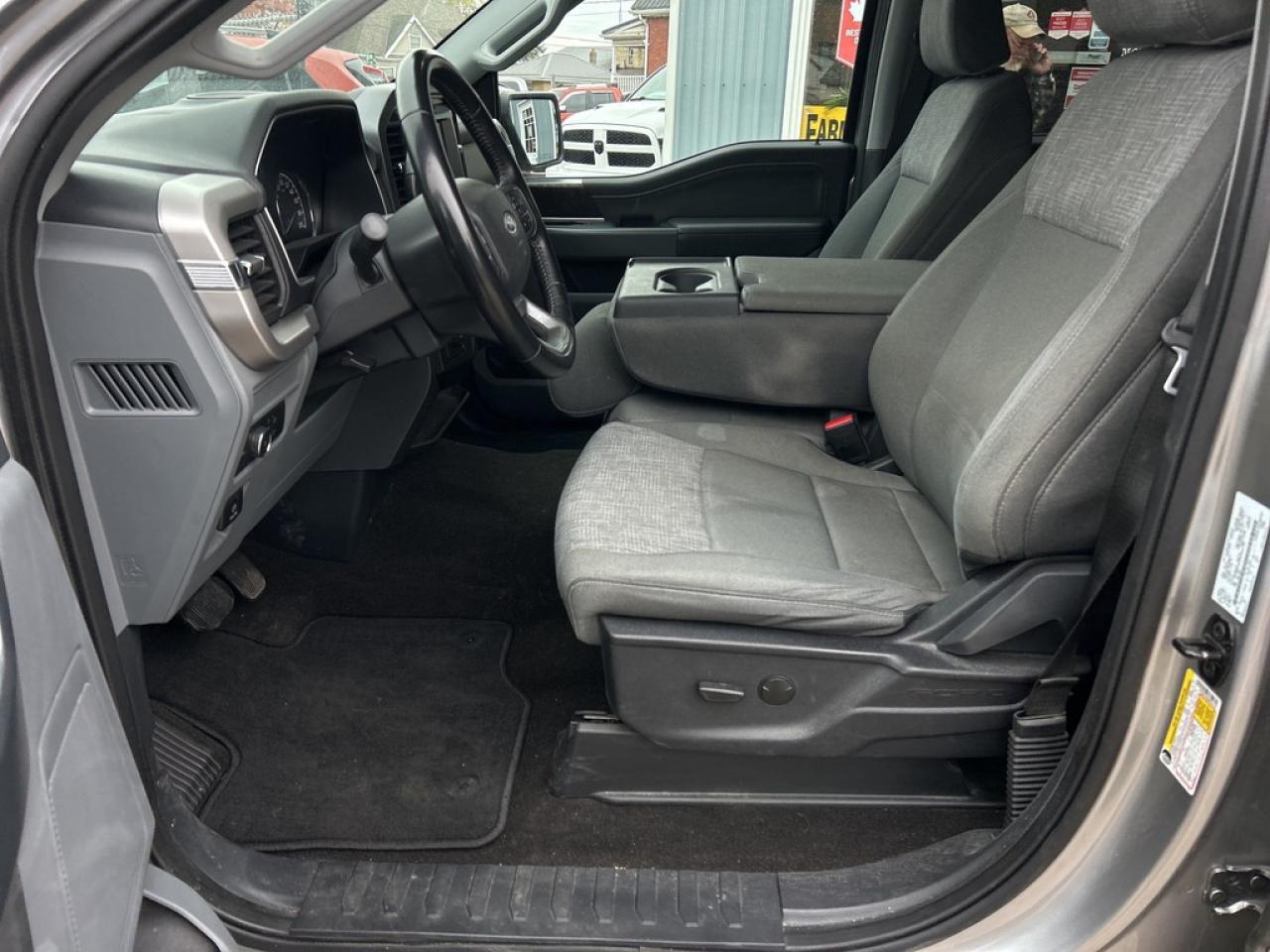 2022 Ford F-150 XLT   4X4  CREW  ** NAVIGATION ** Photo