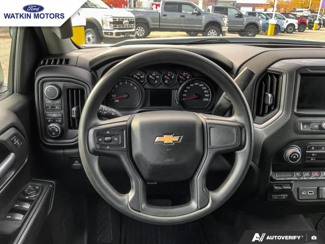 2022 Chevrolet Silverado 1500 4X4 CUSTOM Photo29