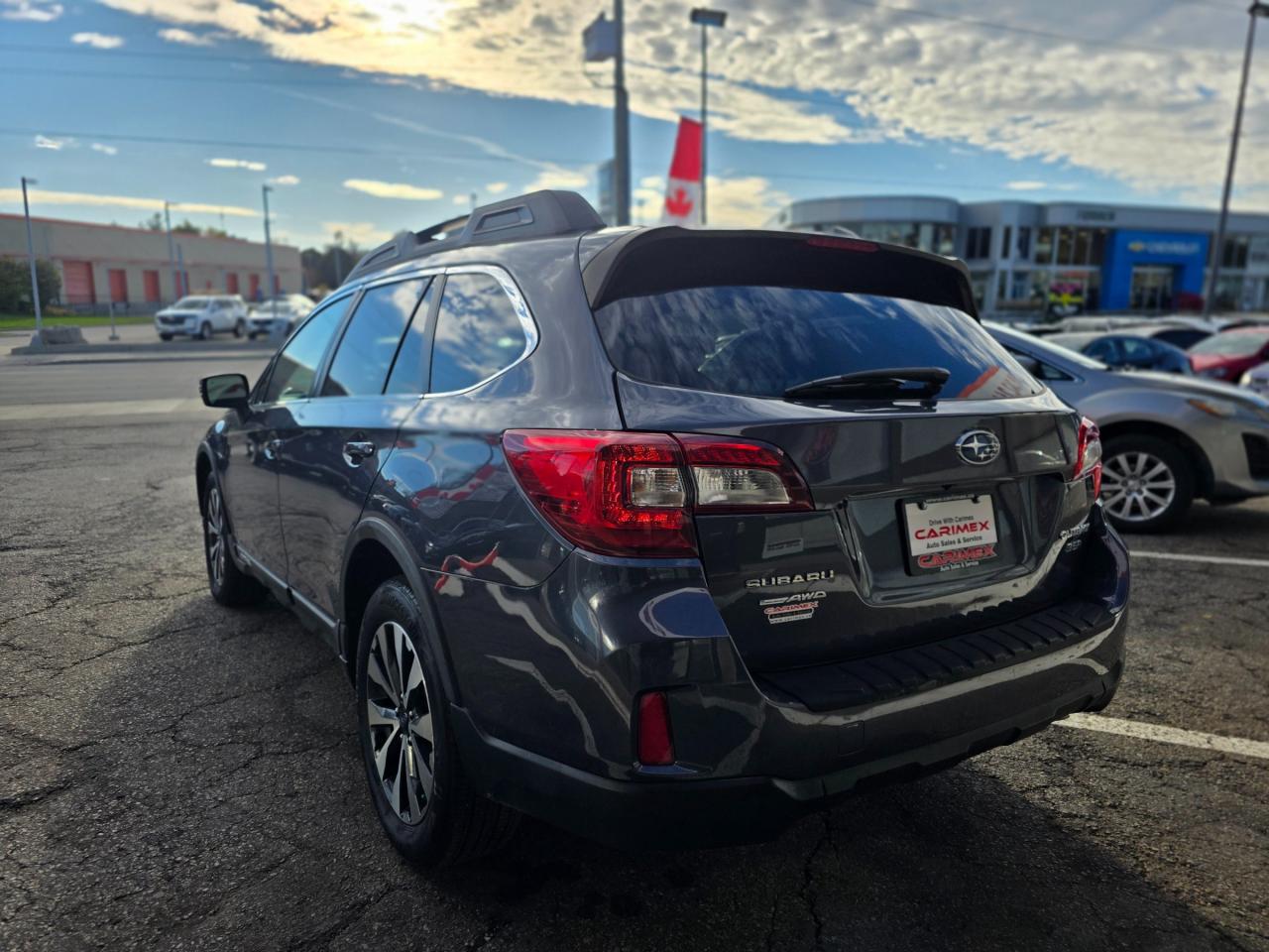 2016 Subaru Outback 3.6R Limited Package **SALE PENDING** Photo2