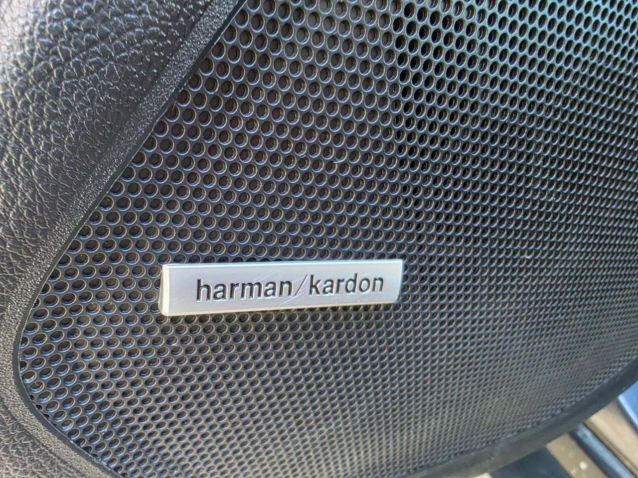 2016 Subaru Outback 3.6R Limited Package **SALE PENDING** Photo