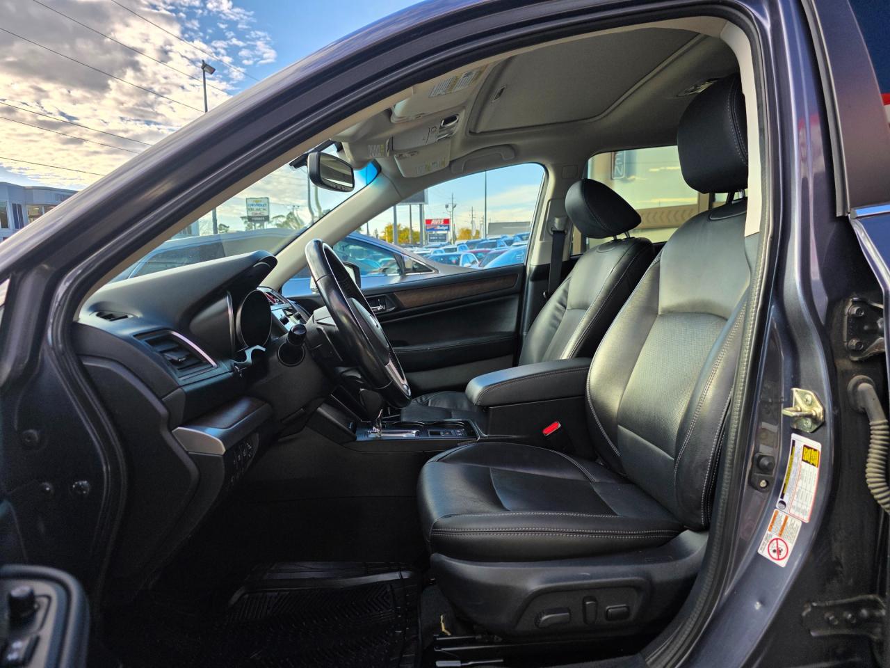 2016 Subaru Outback 3.6R Limited Package **SALE PENDING** Photo