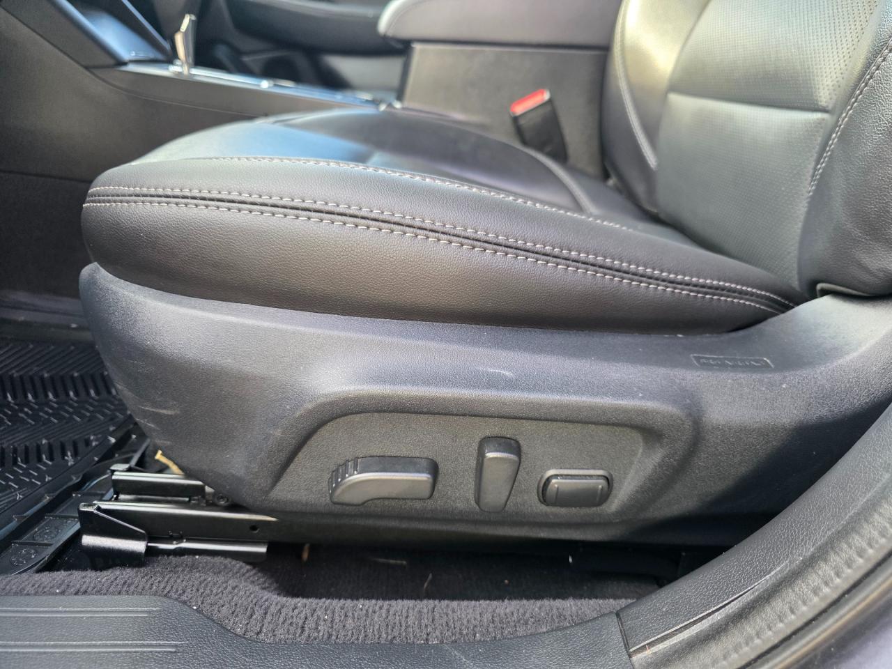 2016 Subaru Outback 3.6R Limited Package **SALE PENDING** Photo