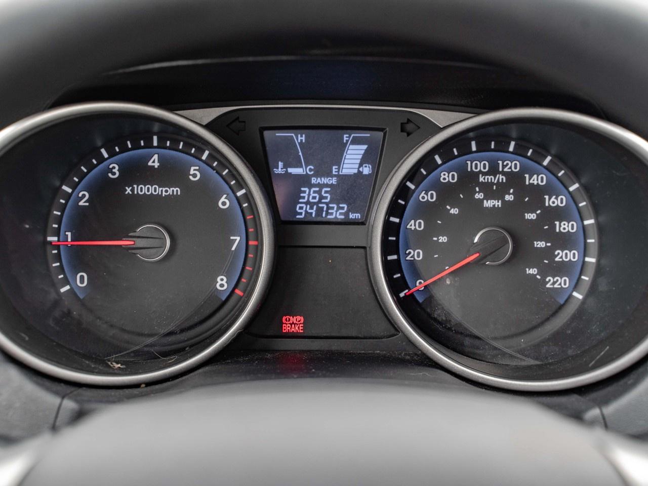 2015 Hyundai Tucson FWD 4dr Man GL Photo