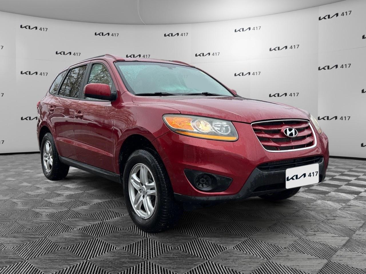 2011 Hyundai Santa Fe FWD 4dr I4 Auto GL Photo