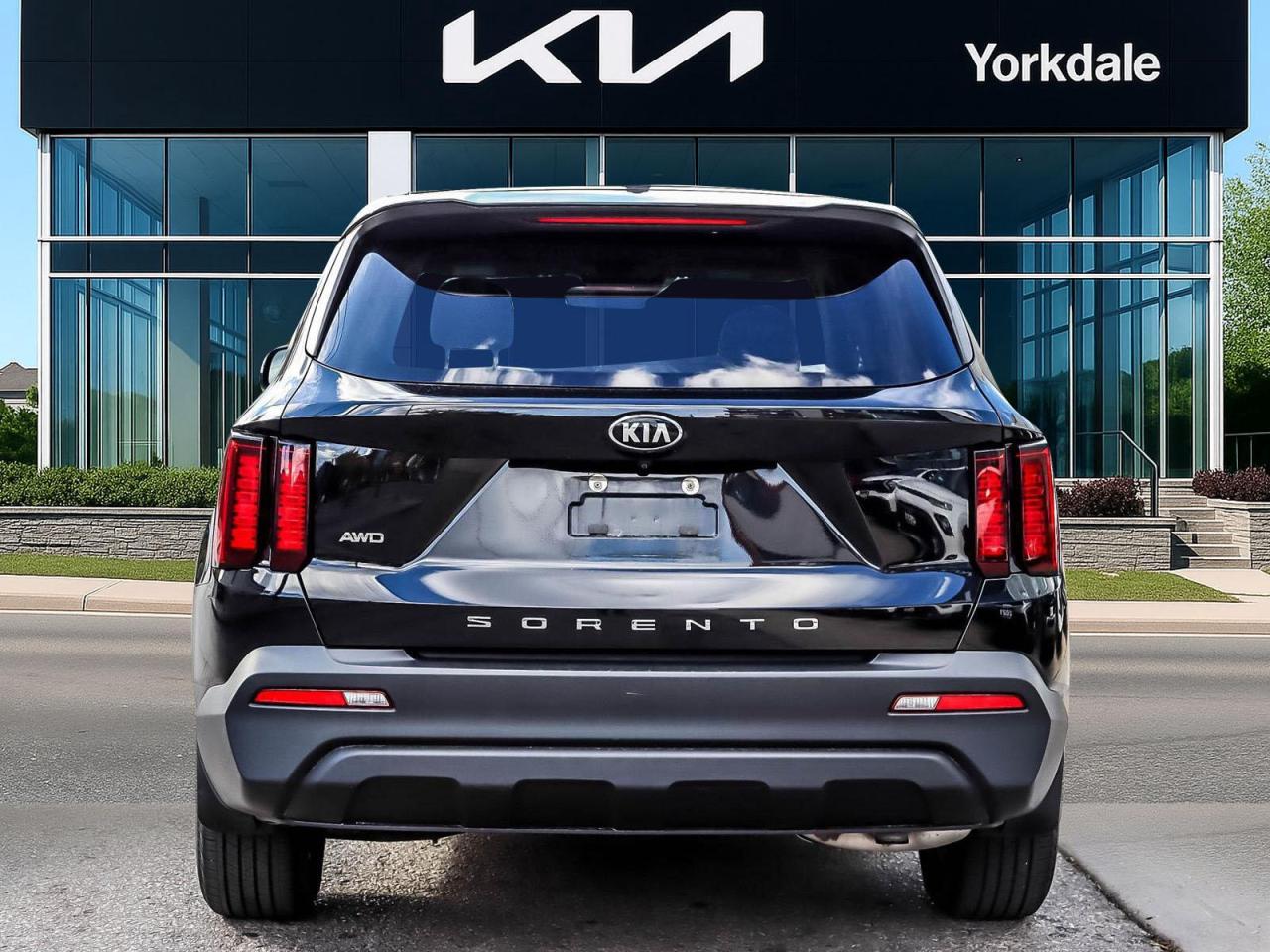 2021 Kia Sorento 2.5L LX+ Photo2