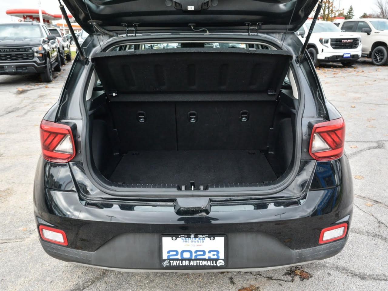 2023 Hyundai Venue PREFERRED Photo