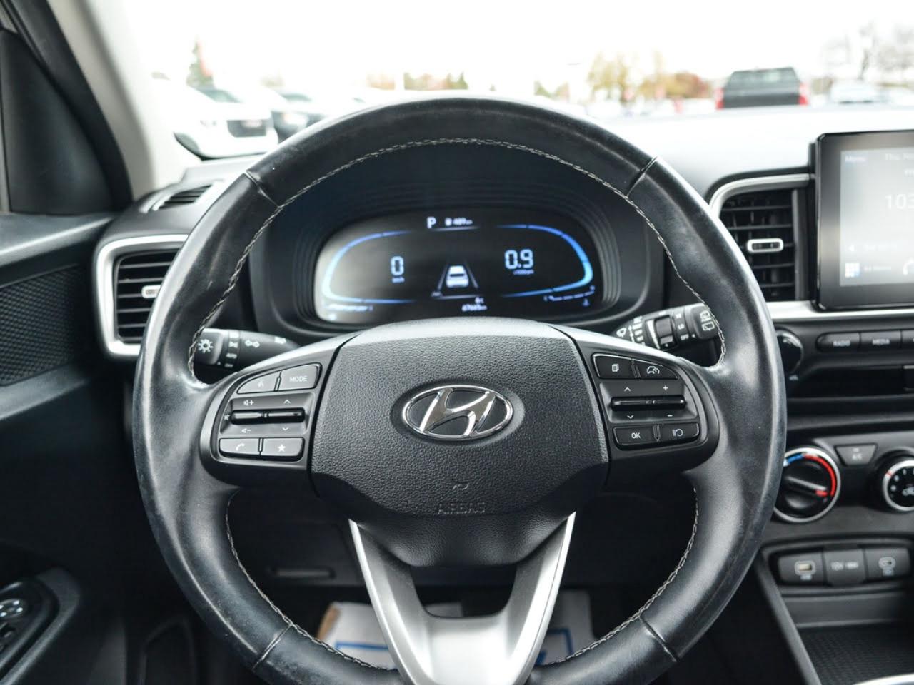 2023 Hyundai Venue PREFERRED Photo