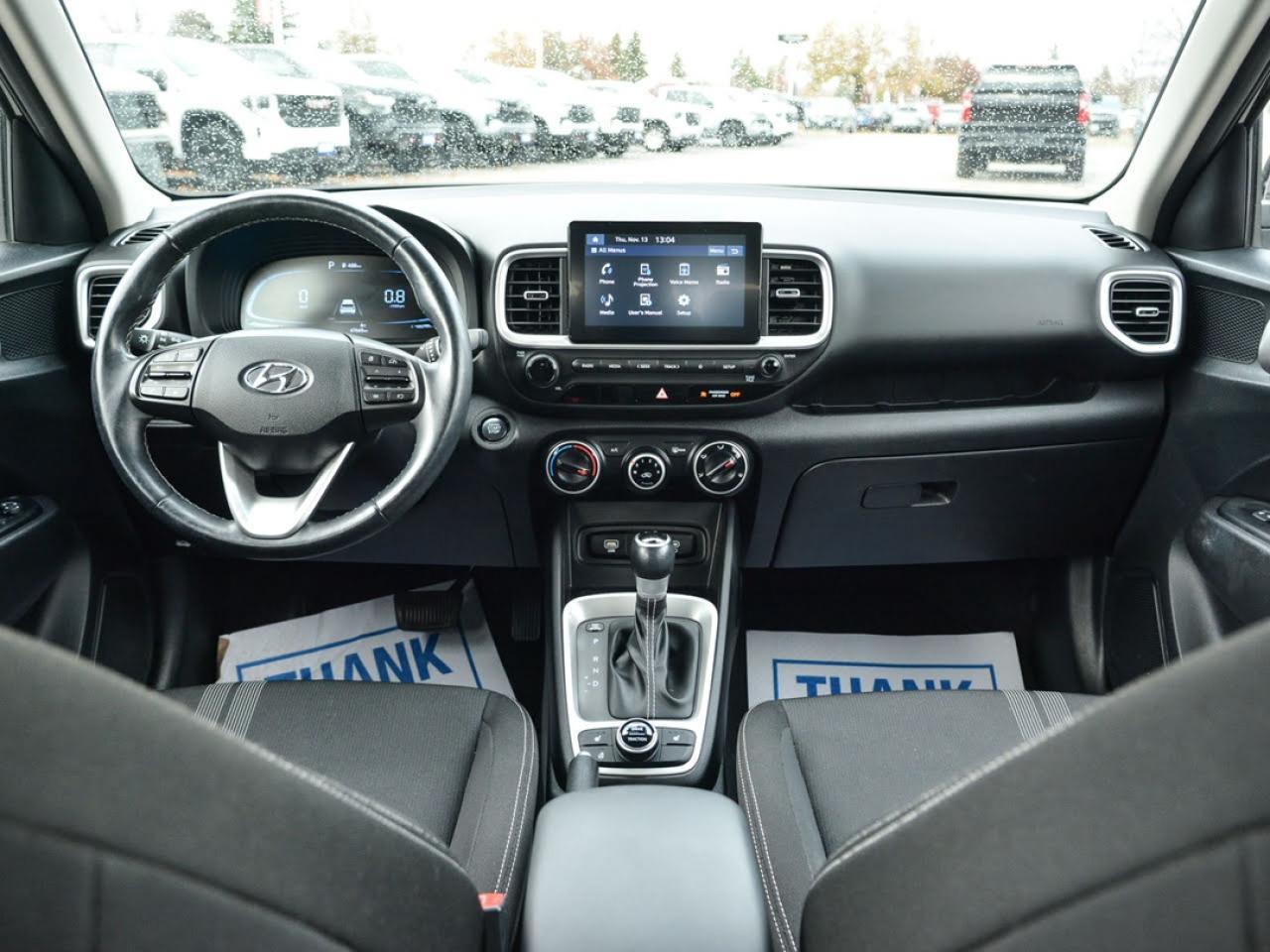 2023 Hyundai Venue PREFERRED Photo