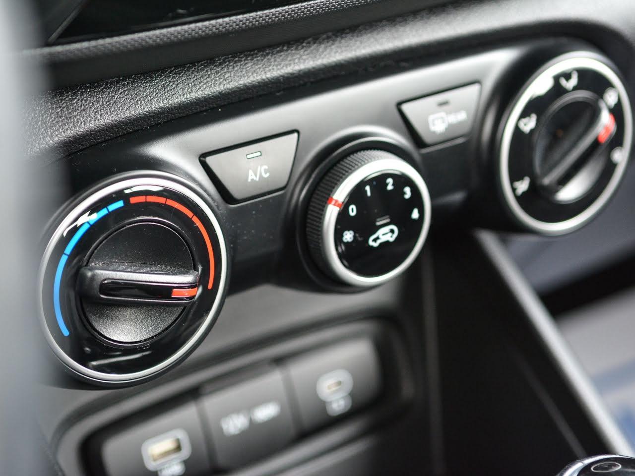 2023 Hyundai Venue PREFERRED Photo