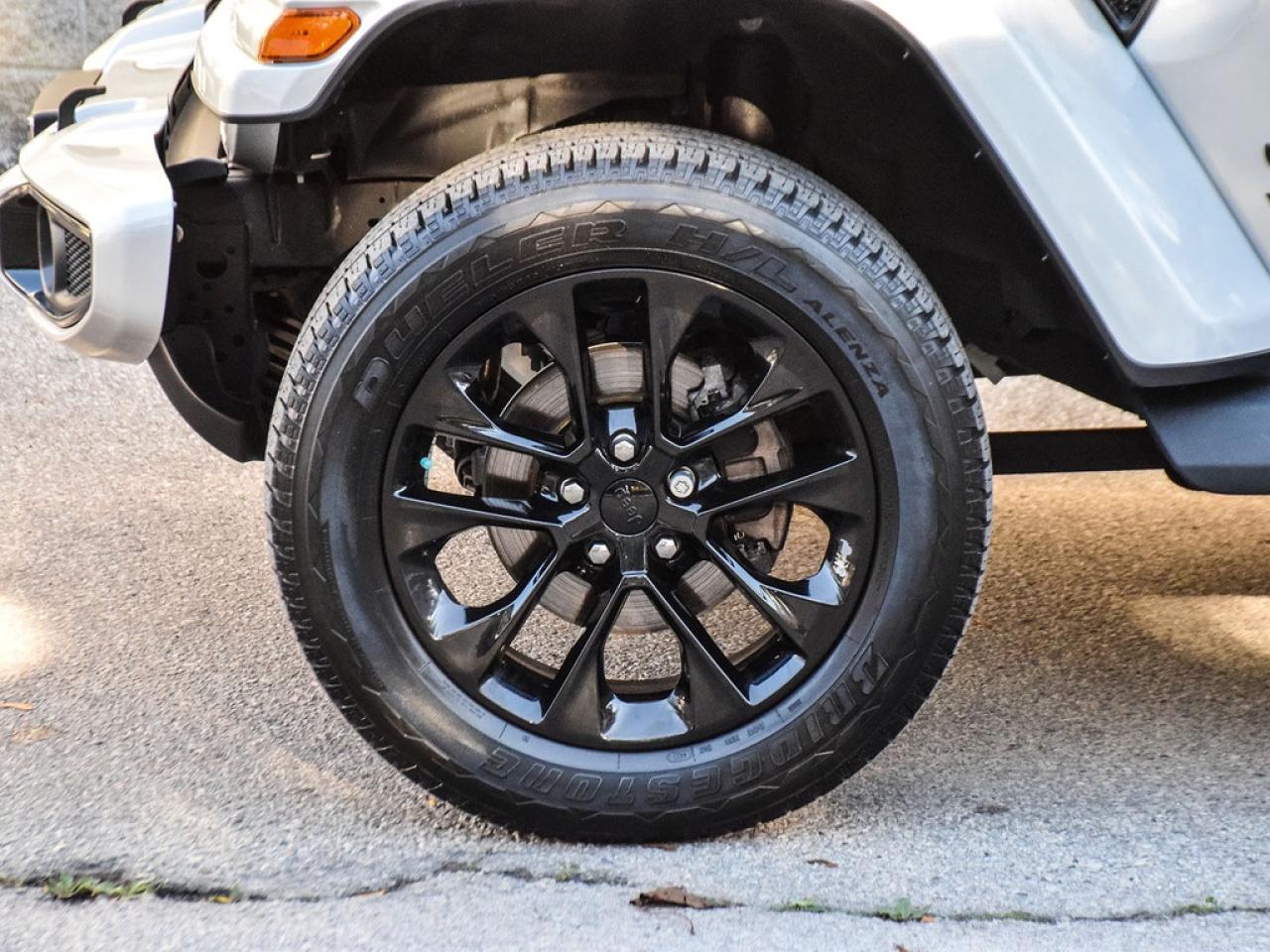 2023 Jeep Wrangler Sahara |HIGHALTITUDE|NAV|20SBLACK|QUILTEDLEATHER|BSPOT| Photo