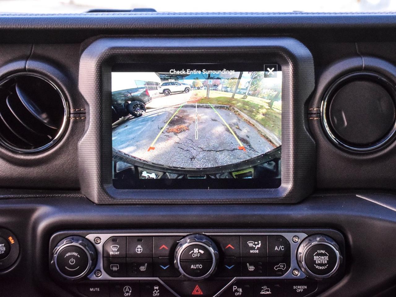 2023 Jeep Wrangler Sahara |HIGHALTITUDE|NAV|20SBLACK|QUILTEDLEATHER|BSPOT| Photo