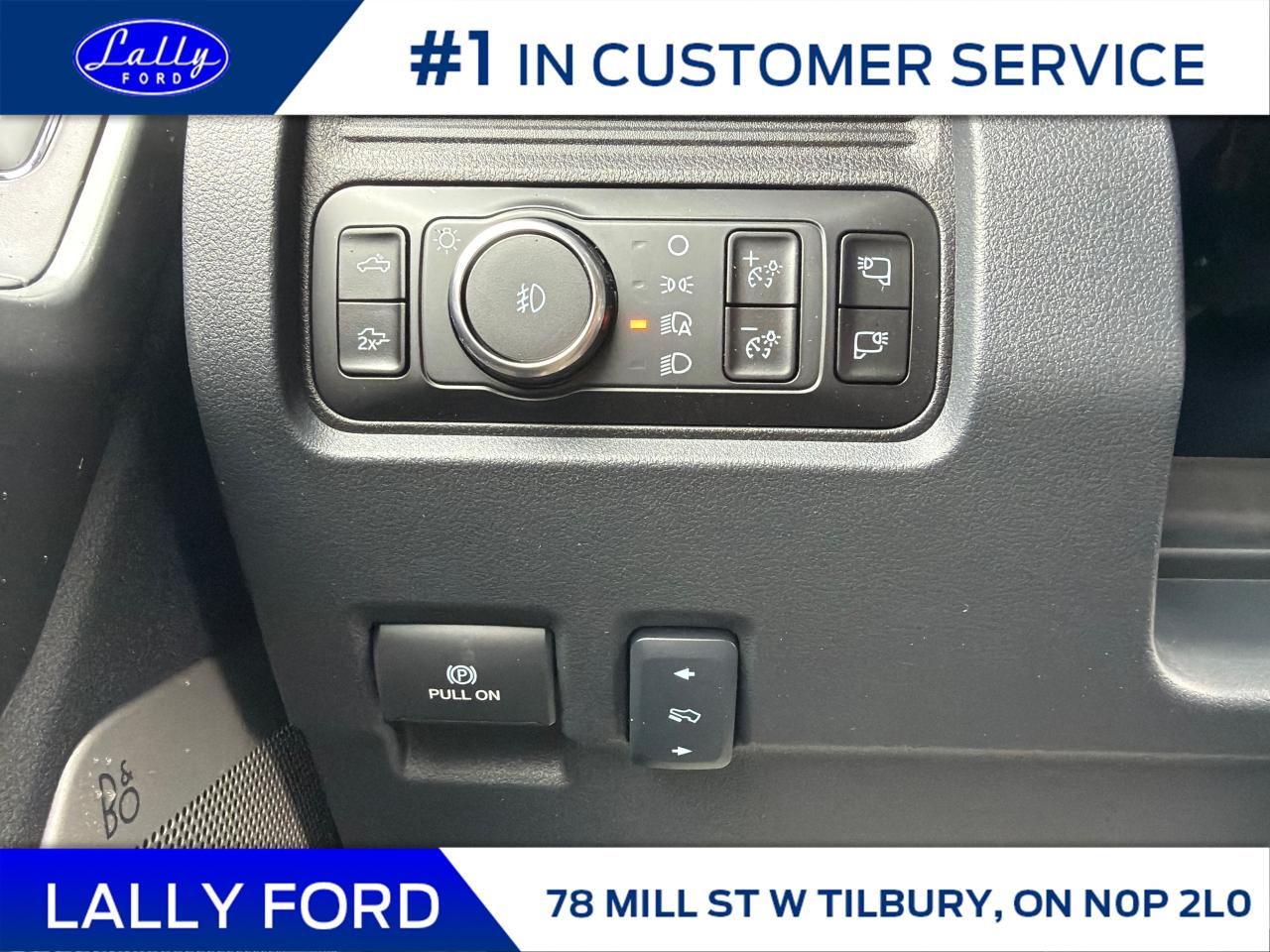 2026 Ford F-250 LARIAT Photo