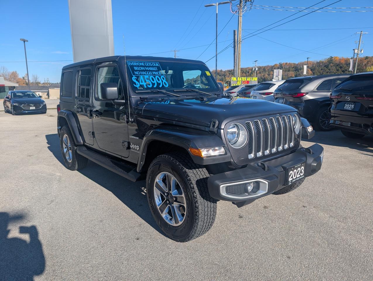 2023 Jeep Wrangler Sahara Photo