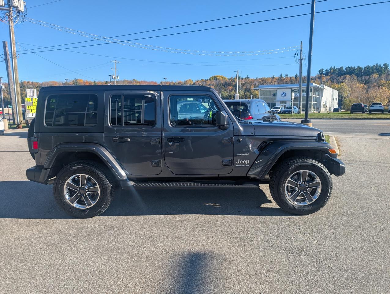 2023 Jeep Wrangler Sahara Photo