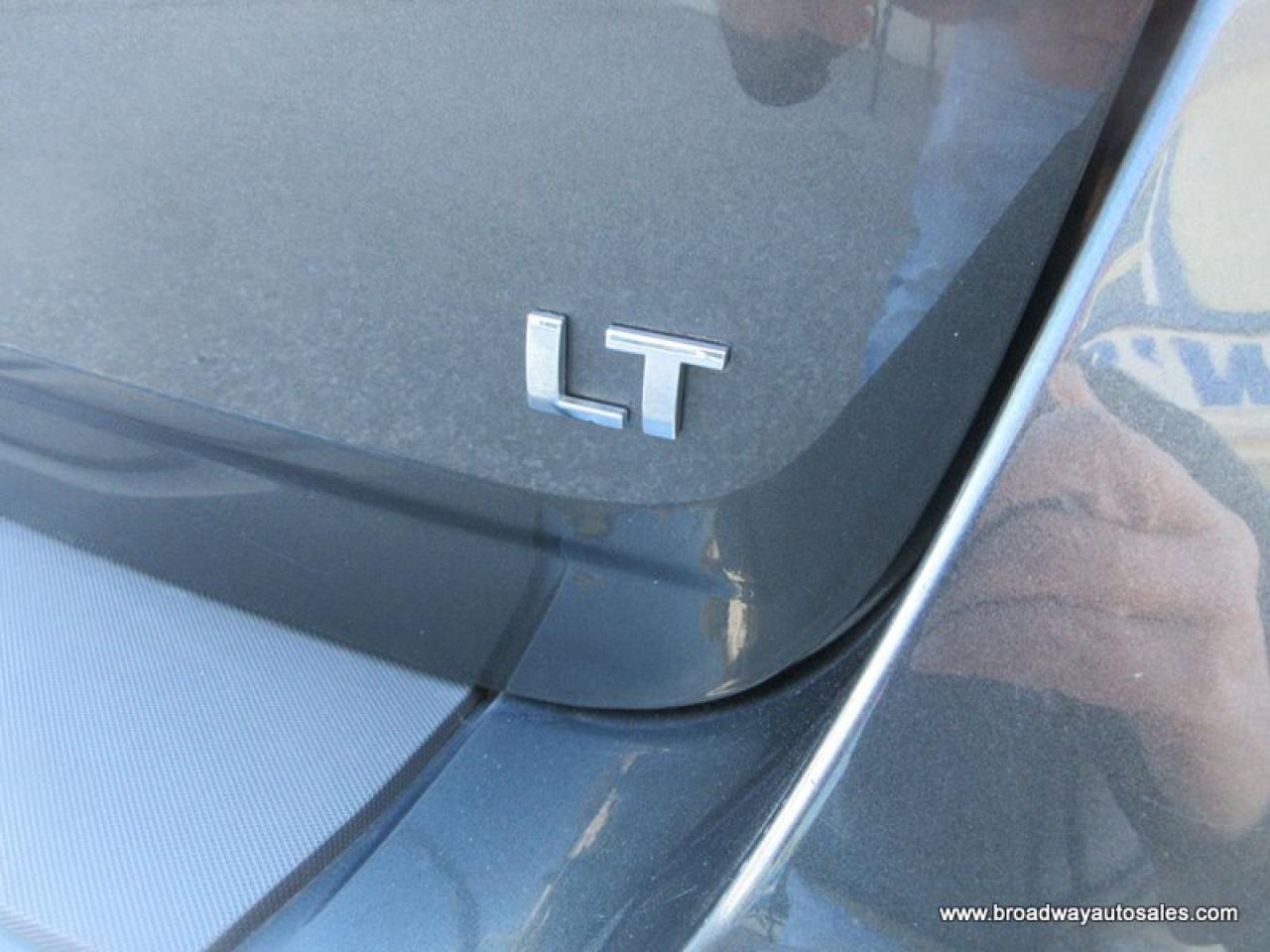 2017 Chevrolet Equinox ALL-WHEEL DRIVE LT-MODEL 5 PASSENGER 2.4L - DOHC.. ECO-MODE-PACKAGE.. HEATED SEATS.. BACK-UP CAMERA.. BLUETOOTH SYSTEM.. KEYLESS ENTRY.. Photo