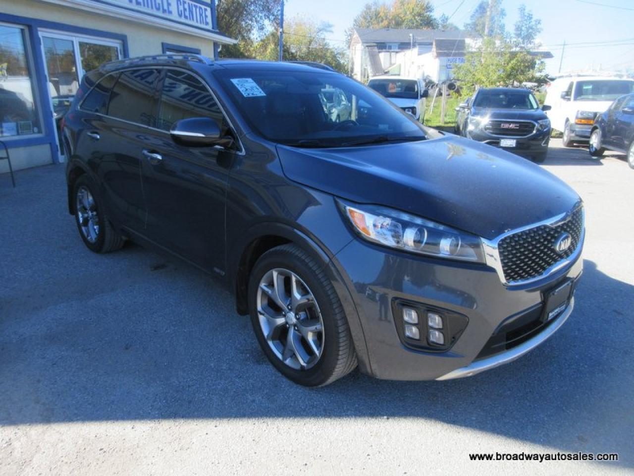 2017 Kia Sorento ALL-WHEEL DRIVE SX-T-GDI-PACKAGE 5 PASSENGER 2.0L - DOHC.. DRIVE-MODE-SELECT-. NAVIGATION.. PANORAMIC SUNROOF.. LEATHER.. HEATED  SEATS & WHEEL.. Photo4