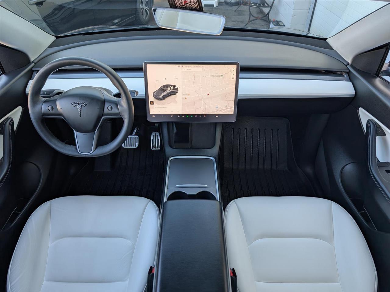 2022 Tesla Model Y LONG RANGE AWD - WHITE INTERIOR - DUAL MOTOR