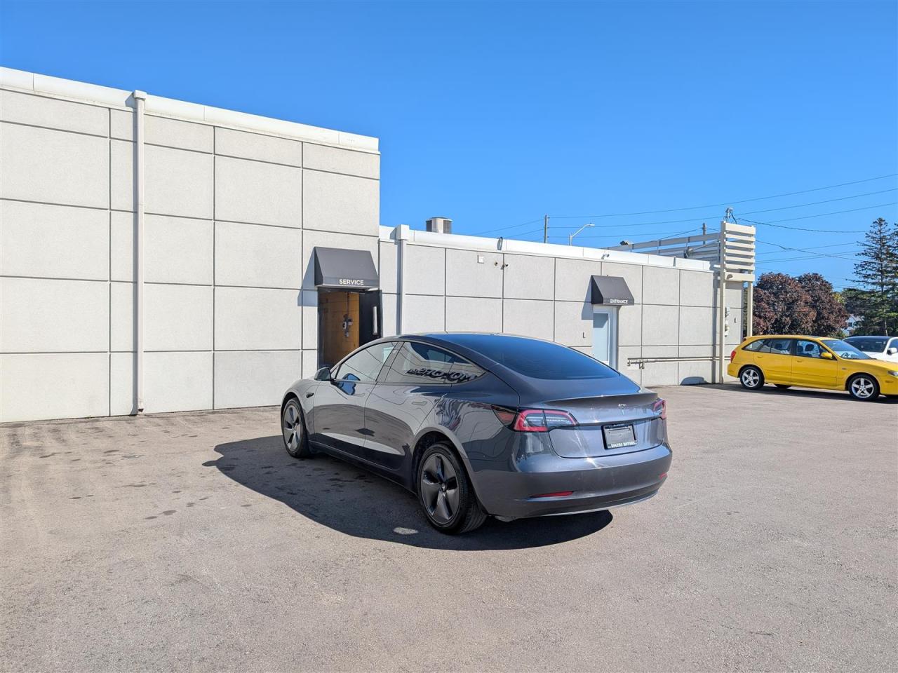 2023 Tesla Model 3 STANDARD - WHITE INTERIOR Photo2