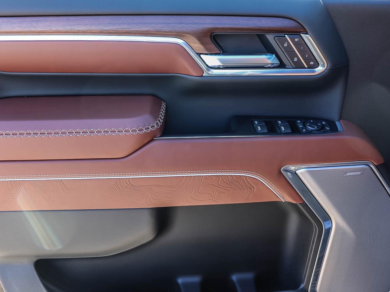 2026 GMC Sierra 2500 HD Denali Ultimate Photo