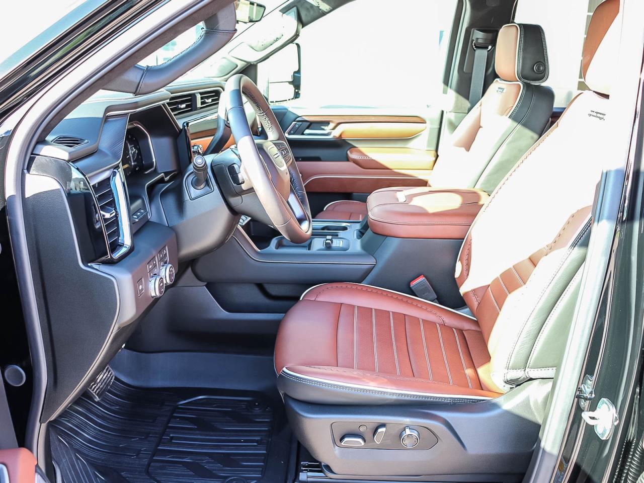 2026 GMC Sierra 2500 HD Denali Ultimate Photo