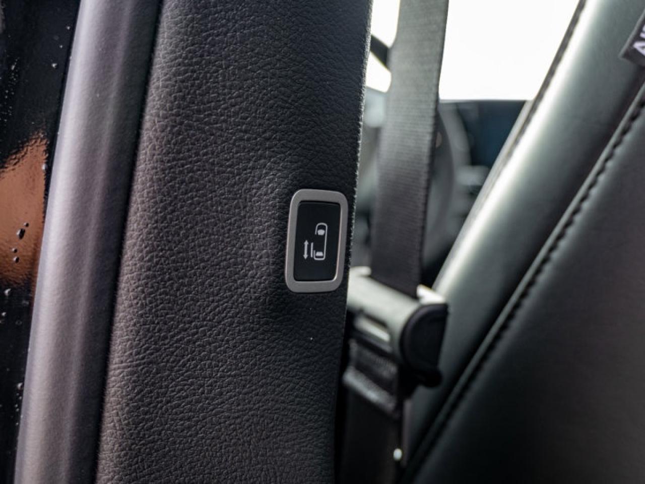 2026 Chrysler Pacifica Limited Photo